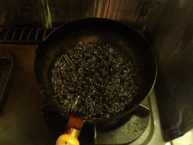 http://village-diary.com/blog/japanese_cuisine/pict/140717hijiki9.jpg