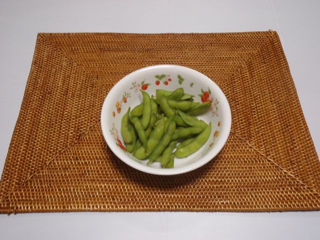http://village-diary.com/blog/japanese_cuisine/pict/140719edamame19.jpg